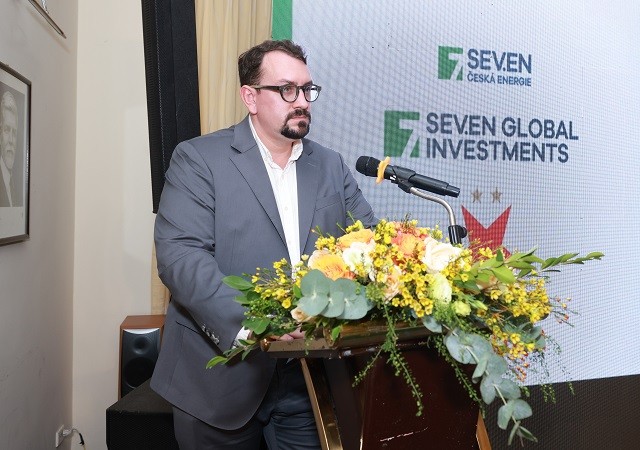 phat-bieu-cua-dai-dien-seven-global-investments-1734660691.JPG