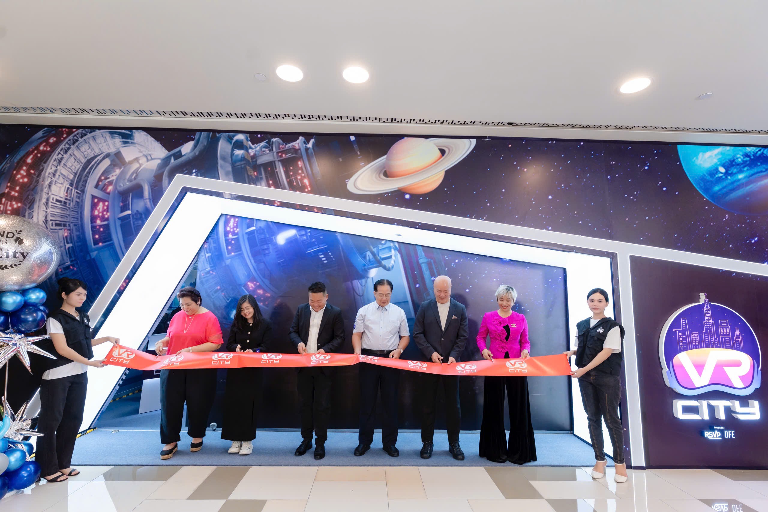 VR City chính thức ra mắt: Vũ trụ thực tế ảo đầu tiên và lớn nhất tại Việt Nam