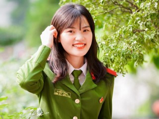 Nữ thủ khoa đầu ra của Học viện Cảnh sát nhân dân