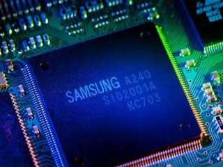 Samsung dùng 116 tỷ USD đốt cháy cuộc đua chip với TSMC