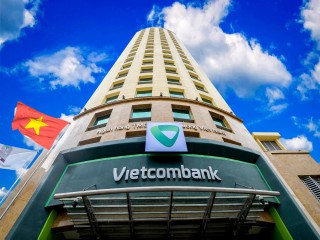 Vietcombank giảm lãi suất cho vay hỗ trợ dân miền Trung ảnh hưởng bão