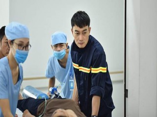 Phim Lửa ấm tuyên truyền sai lệch về nhiễm HIV?
