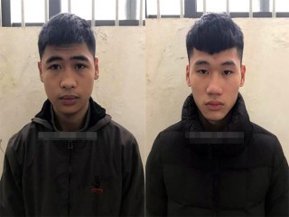 Bắt giữ cặp đôi cướp giật trên phố trong đêm vắng