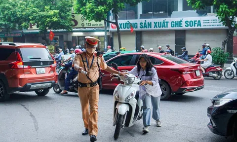 “Đòn bẩy” thúc đẩy chuyển biến hành vi của người tham gia giao thông