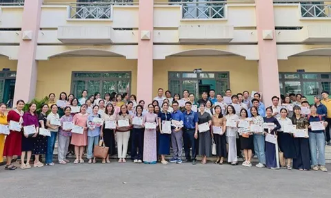 Đổi mới phương pháp dạy học trong kỷ nguyên AI: Giáo viên cần chuẩn bị gì?